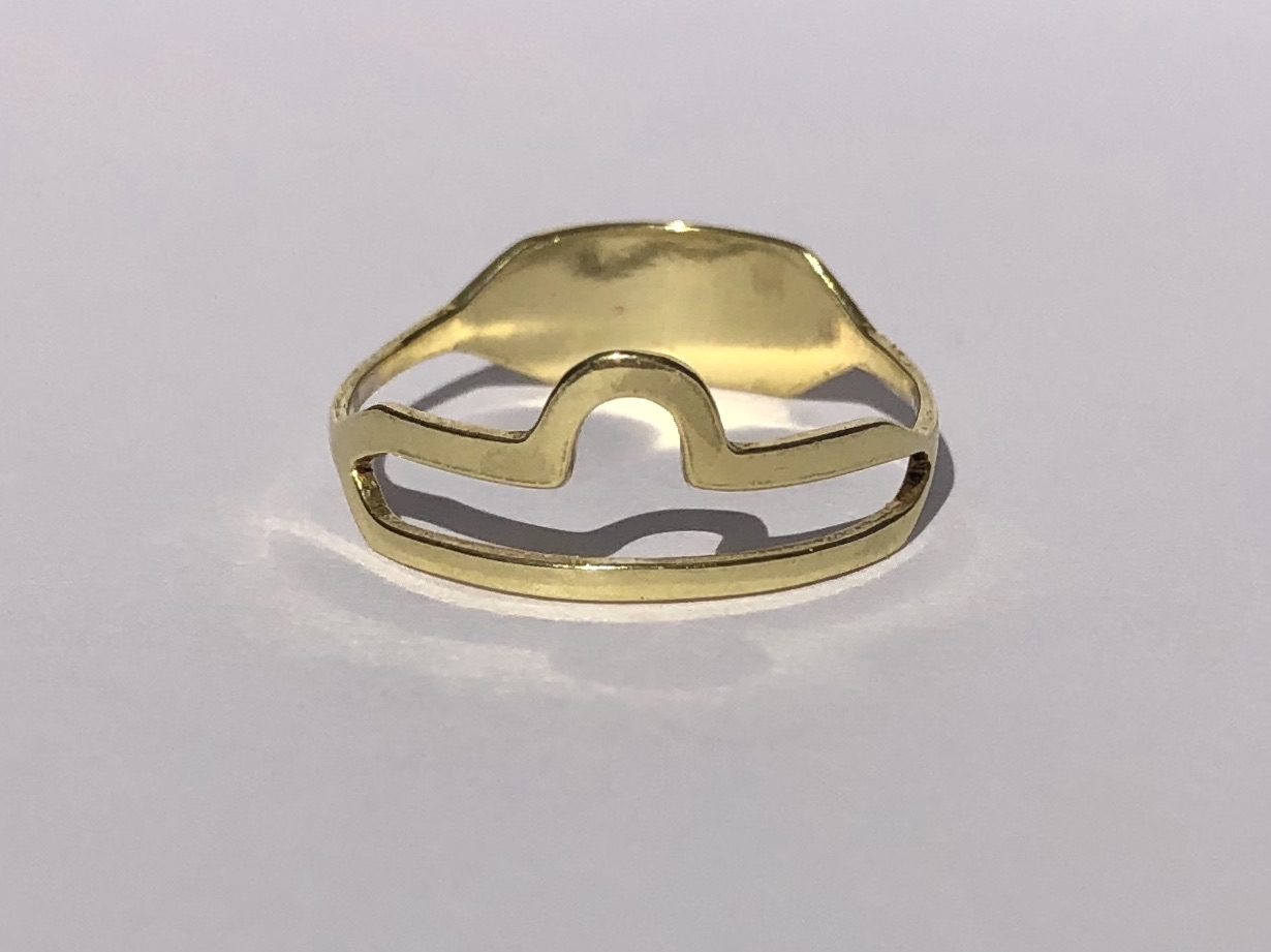 Libra Symbol Side